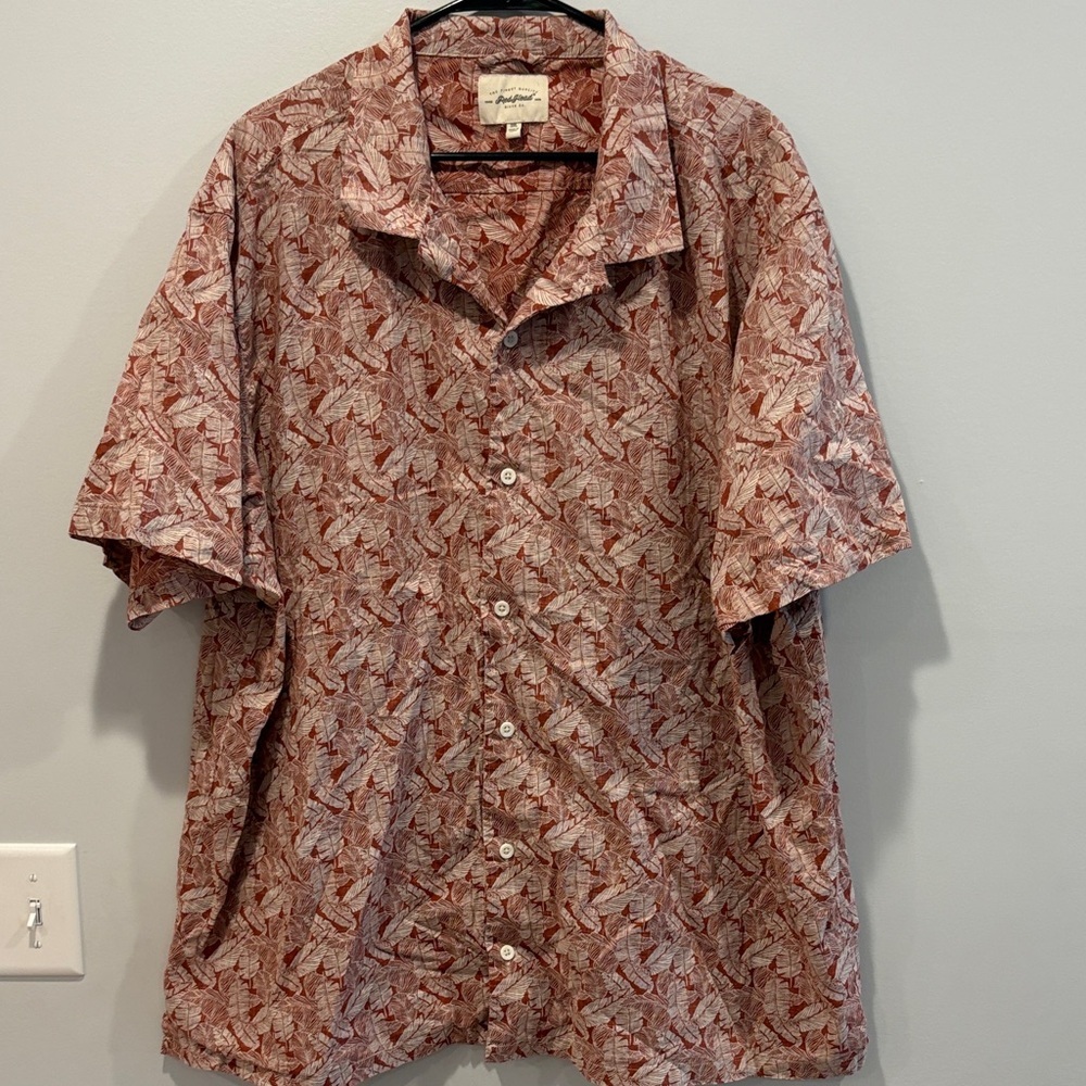 RedHead Red and White Leaf Pattern Shirt